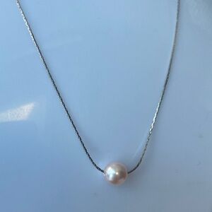 Silver simple Necklace with faux Pink Pearl